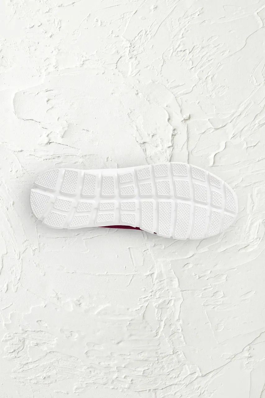 Stride Sneakers by Walk With MeTM