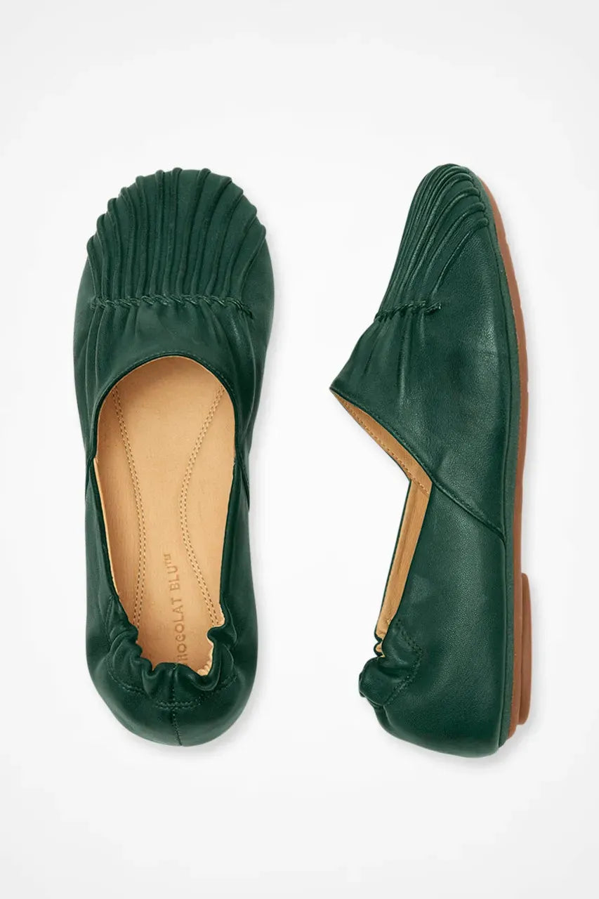 Pintuck Leather Flats by Chocolat BluTM